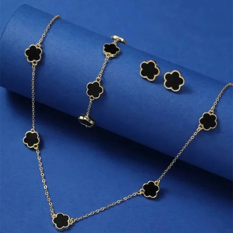 Lucky Clover 3-Piece Jewelry Set 🍀✨