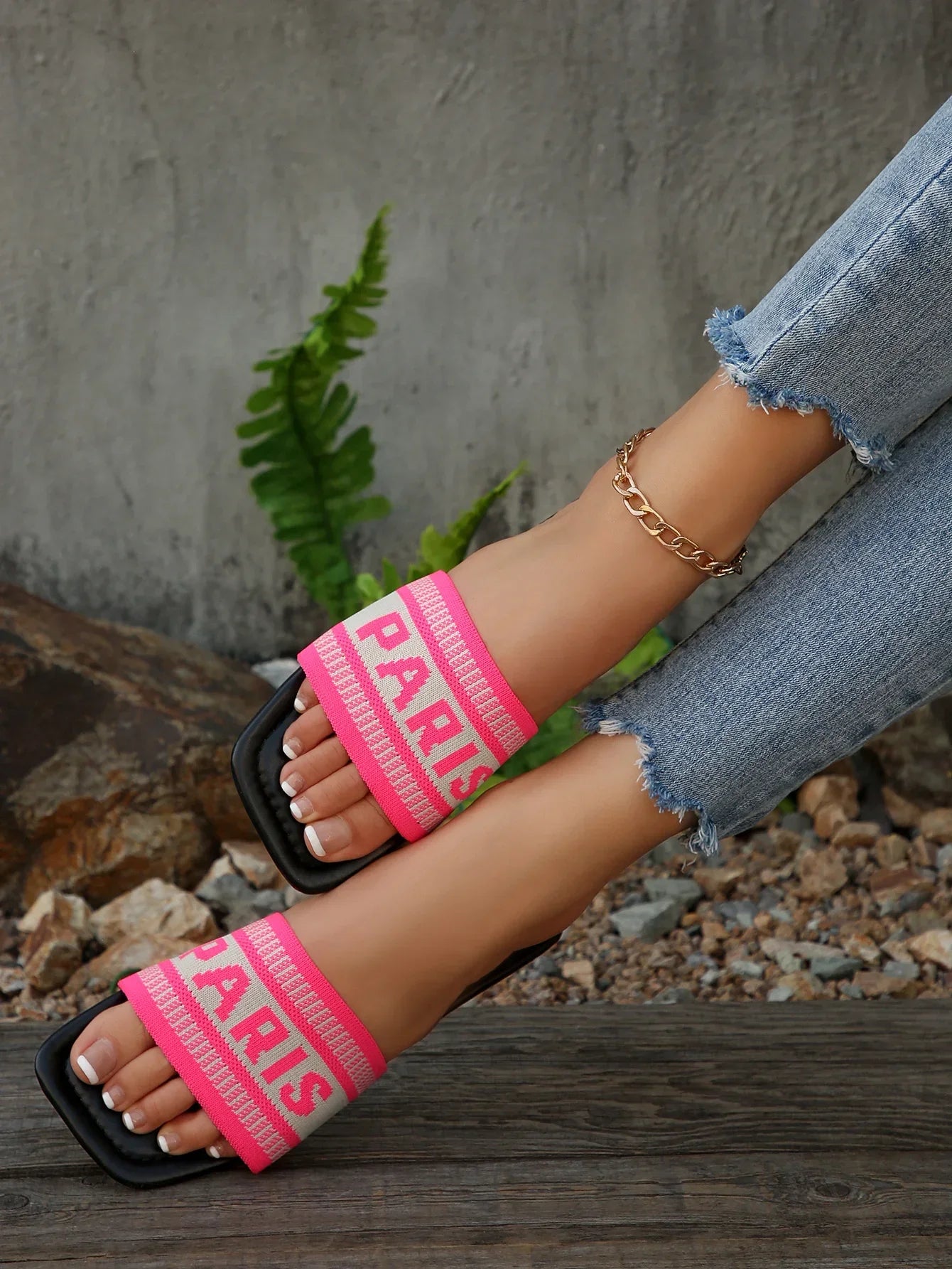 Women’s Classic Casual Slide Sandals