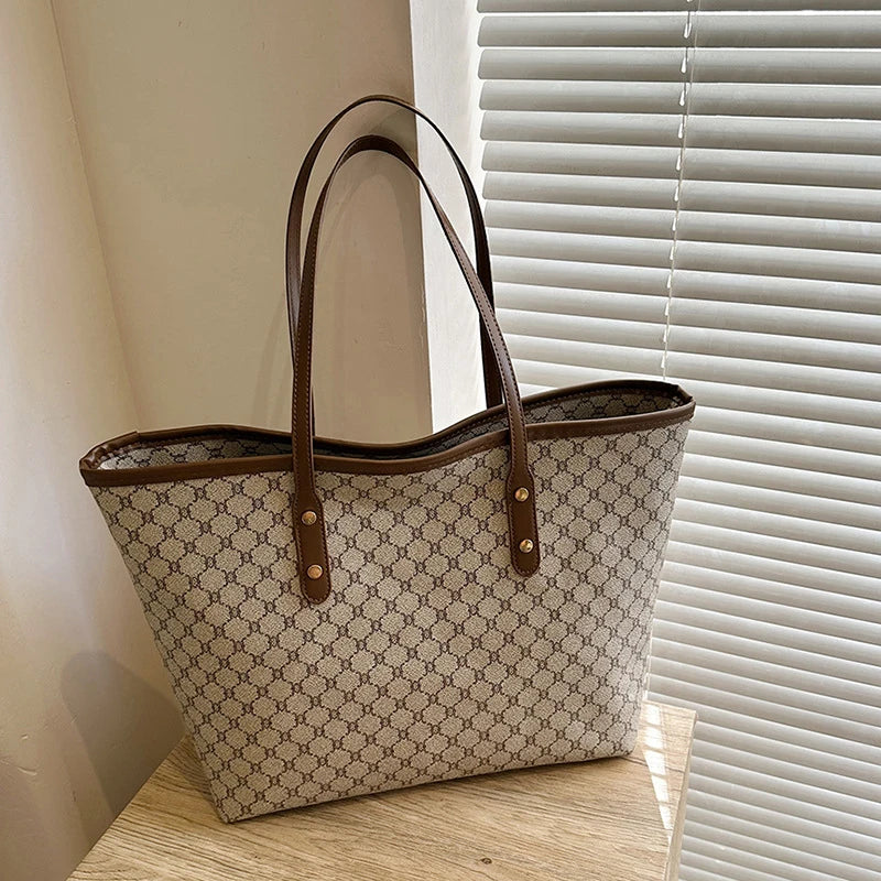 Large Capacity Shoulder Bag Women's
