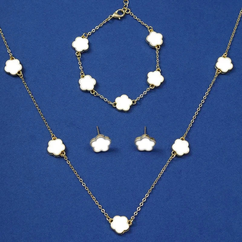 Lucky Clover 3-Piece Jewelry Set 🍀✨