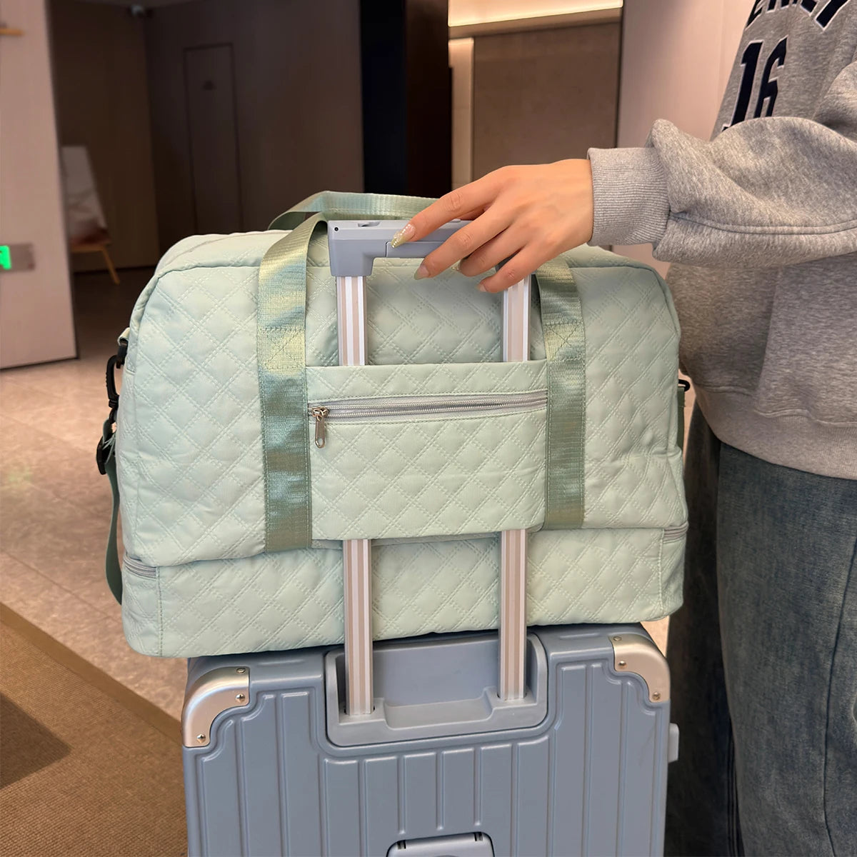 LuxeGrid Travel Duffle