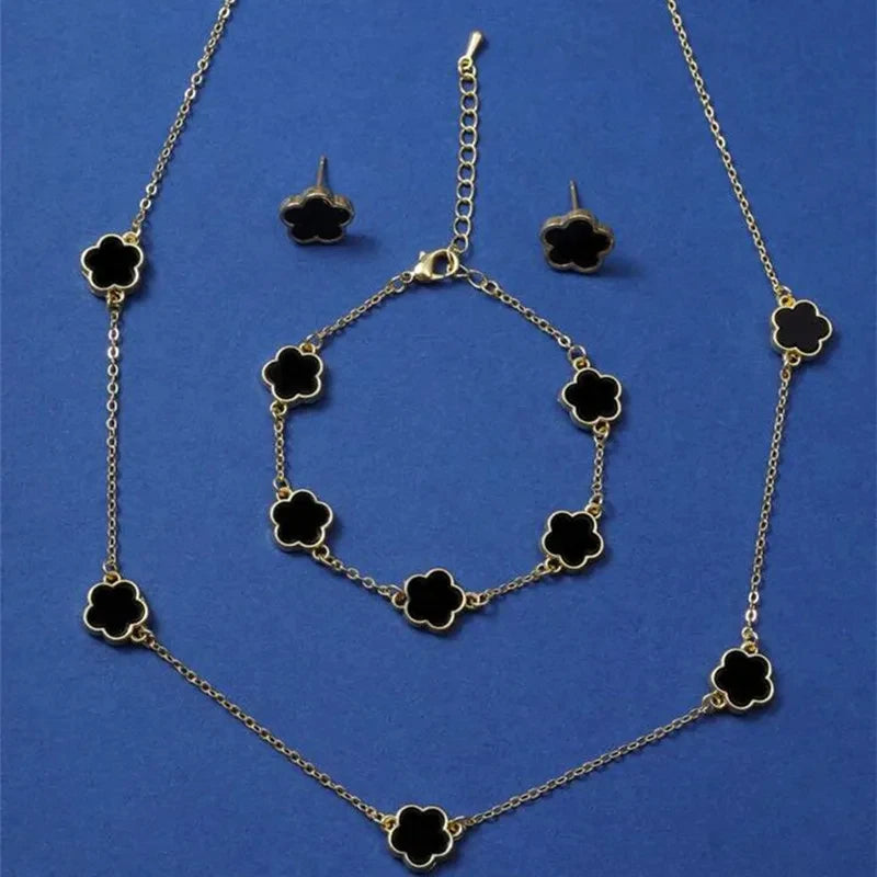 Lucky Clover 3-Piece Jewelry Set 🍀✨
