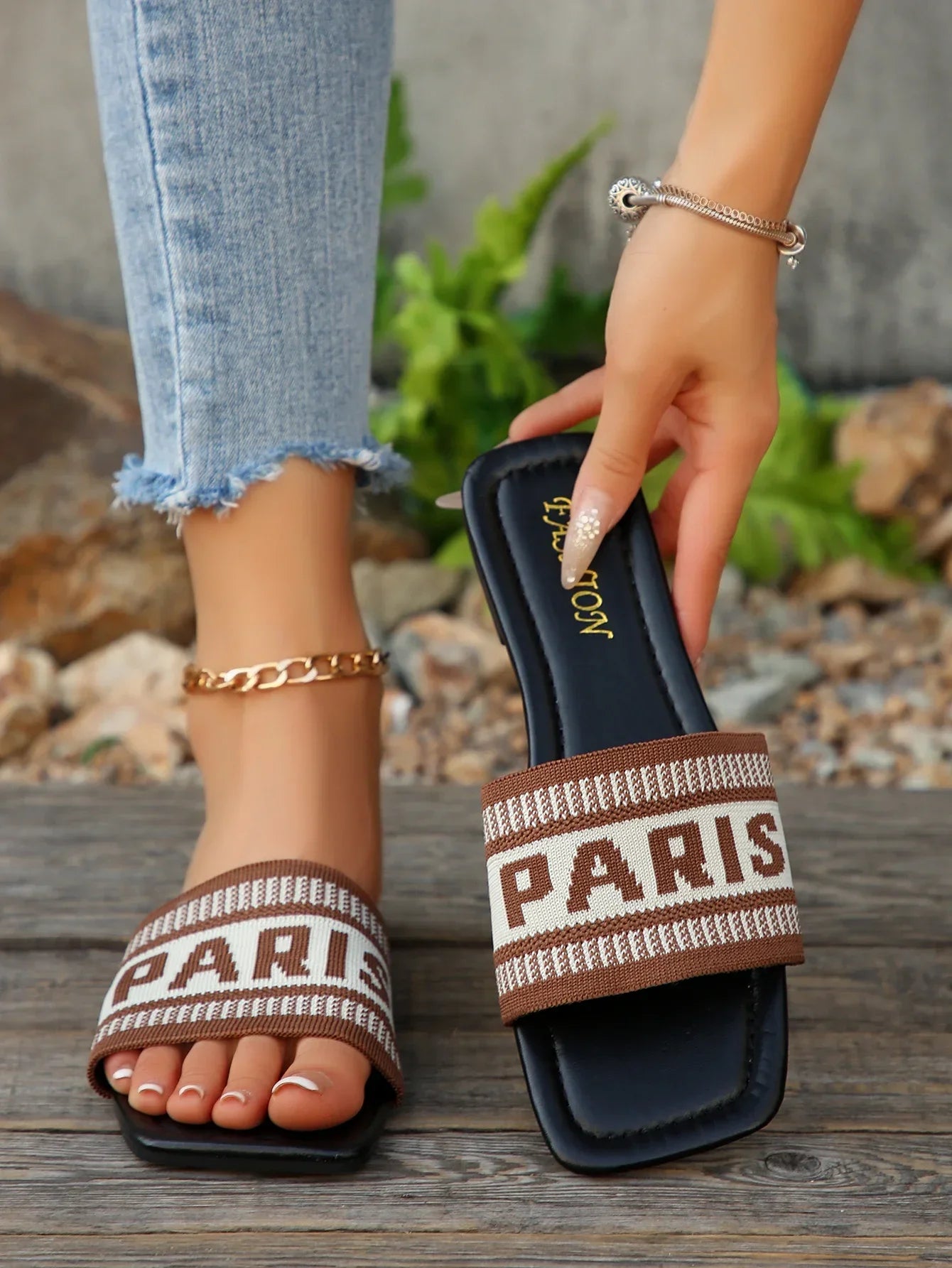 Women’s Classic Casual Slide Sandals